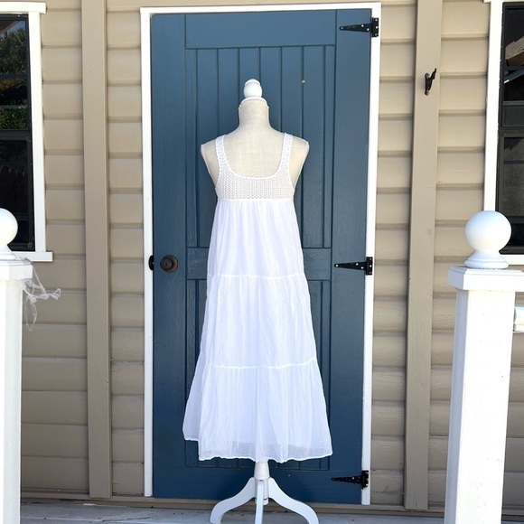 Boutique Hudson Honey Maxi Dress Crocheted Lace detail on bodice, Women Size XS - Picture 4 of 7